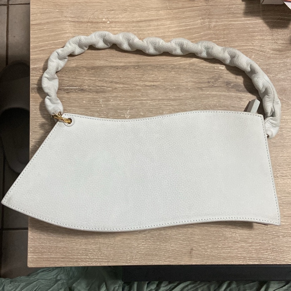 Jacquemus La Vague Sky Blue Leather Shoulder Bag - Picture 5 of 15